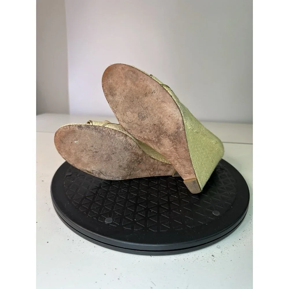 Diane von Furstenberg Wedges Peep Toe Heel Wicker Sz 8M